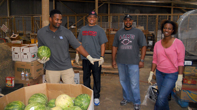 DoD employees participate DoD Gleaning Day event