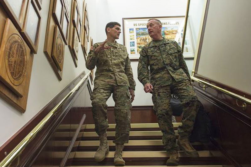 Marine Corps Gen. Joseph F. Dunford Jr., chairman of the Joint Chiefs of Staff, right, and Army Gen. Joseph L. Votel, commander of U.S. Special Operations Command