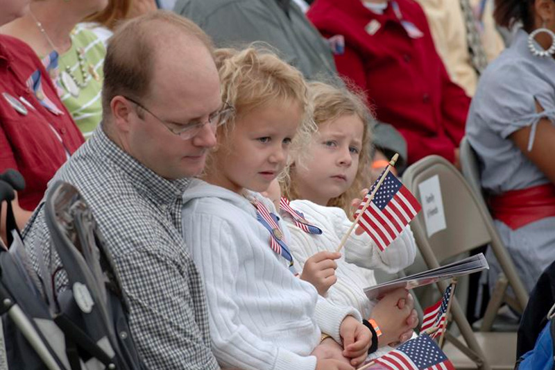 Family members of victims of the 9/11 terrorist attack on the Pentagon attend a five-year observance ceremony